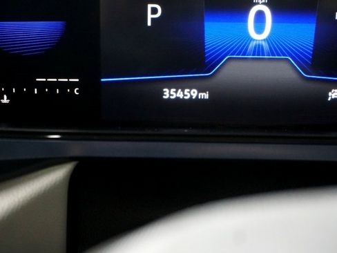 Used 2022 Volkswagen Taos SE image 22