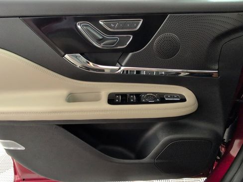 New 2026 Lincoln Corsair Reserve w/ Jet Appearance Package image 10