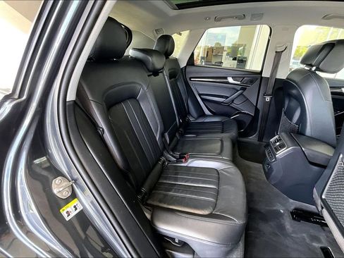 Used 2018 Audi Q5 2.0T Premium w/ Convenience Package image 25