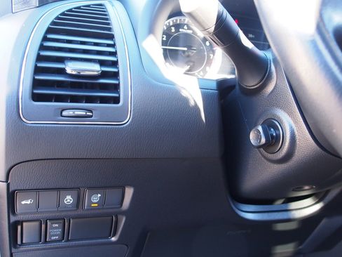 Used 2023 Nissan Armada Platinum w/ Captain's Chairs Package image 27