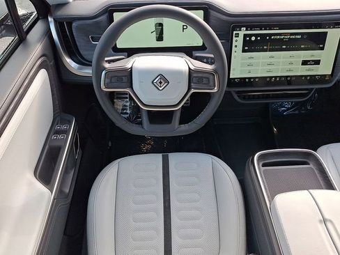 Used 2024 Rivian R1S Adventure image 13