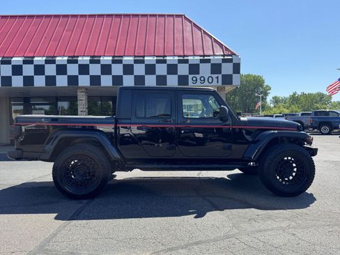 Used 2021 Jeep Gladiator Sport AWD/4WD image 8