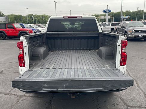 Used 2025 Chevrolet Silverado 1500 W/T w/ WT Value Package AWD/4WD image 26
