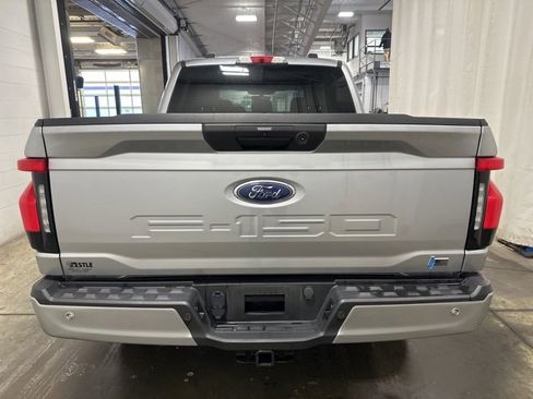 Used 2023 Ford F150 Lightning XLT image 5