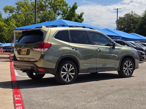 Used 2020 Subaru Forester Limited w/ Popular Package #3 AWD/4WD image 3