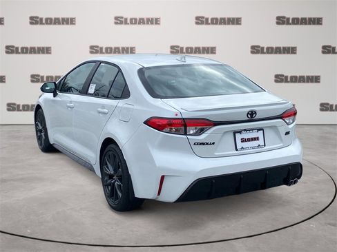 New 2026 Toyota Corolla SE image 3