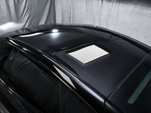 Used 2021 Tesla Model S Plaid image 66