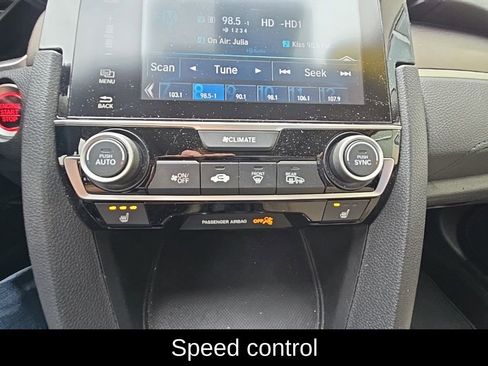 Used 2018 Honda Civic Touring image 25