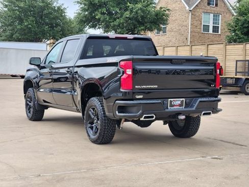 Used 2023 Chevrolet Silverado 1500 LT Trail Boss AWD/4WD image 3
