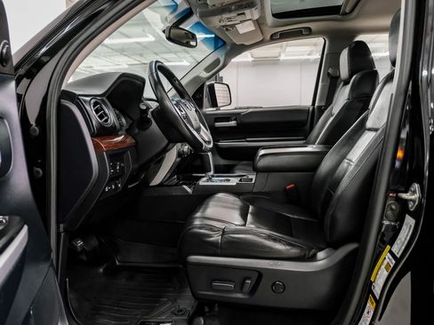 Used 2017 Toyota Tundra Limited image 3