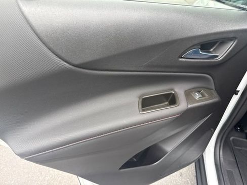 Used 2024 Chevrolet Equinox RS w/ LPO, Floor Liner Package AWD/4WD image 22