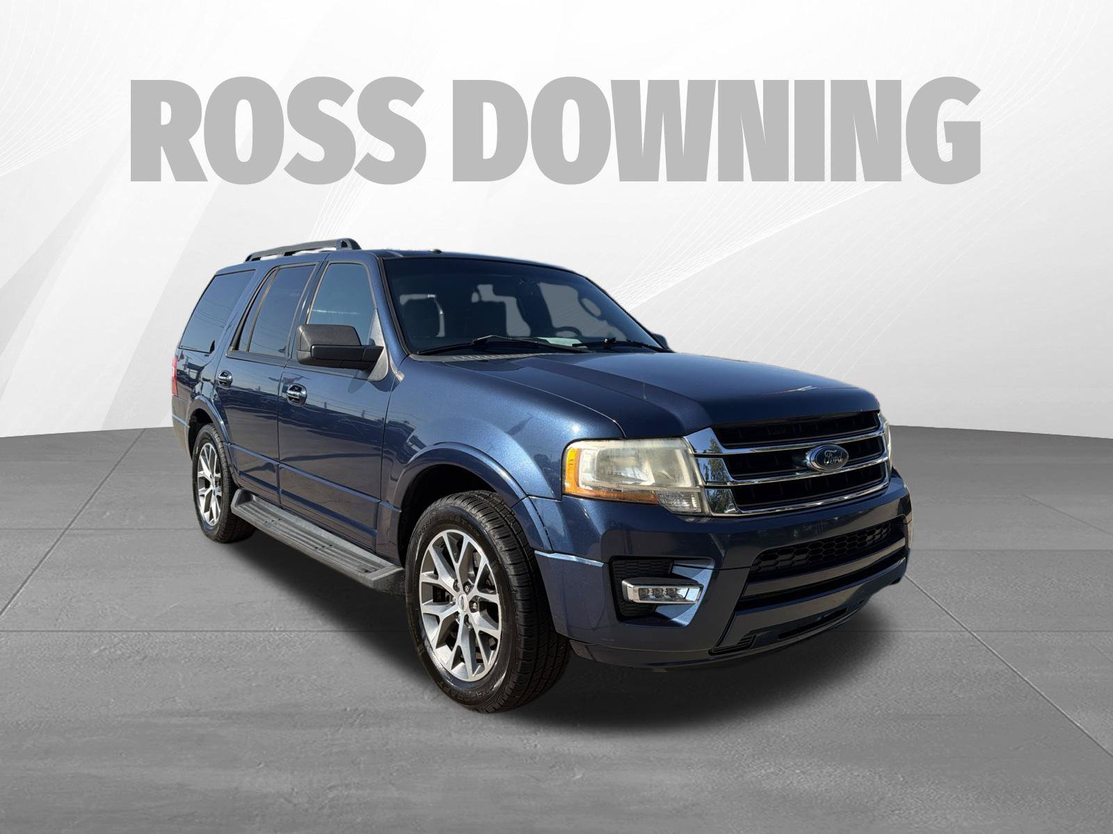 Used 2015 Ford Expedition XLT w/ Equipment Group 202A RWD image 3