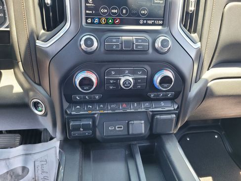 Used 2021 GMC Sierra 1500 AT4 w/ AT4 Premium Package AWD/4WD image 19