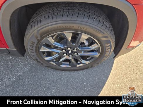 Used 2021 Chevrolet Traverse RS FWD image 11
