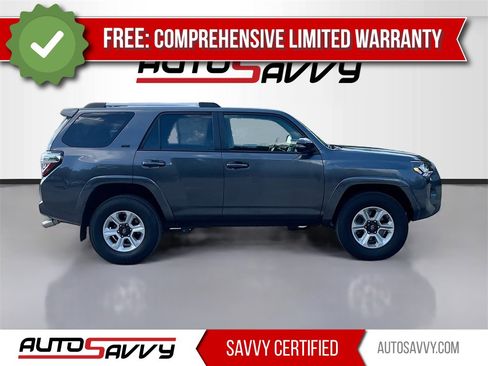 Used 2022 Toyota 4Runner SR5 Premium image 8