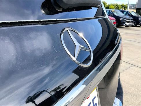 Used 2021 Mercedes-Benz GLS 450 4MATIC image 30