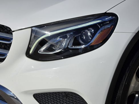 Used 2019 Mercedes-Benz GLC 300 image 7