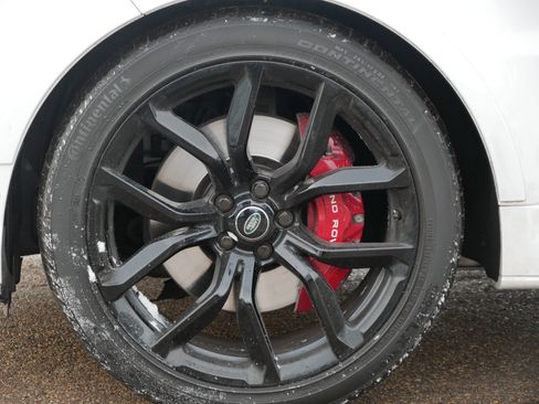 Used 2020 Land Rover Range Rover Sport SVR image 10