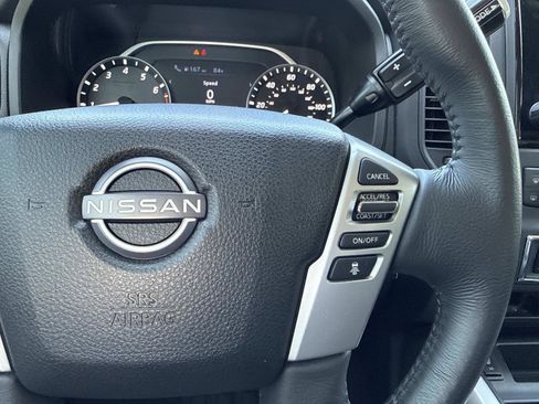 Used 2024 Nissan Titan SV w/ SV Convenience Package RWD image 16