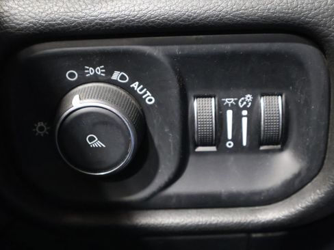 Used 2020 RAM 2500 Tradesman image 29