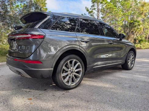 Used 2020 Lincoln Corsair FWD w/ Premium Package image 9