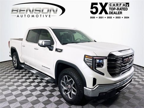 Used 2024 GMC Sierra 1500 SLT w/ SLT Premium Plus Package image 1