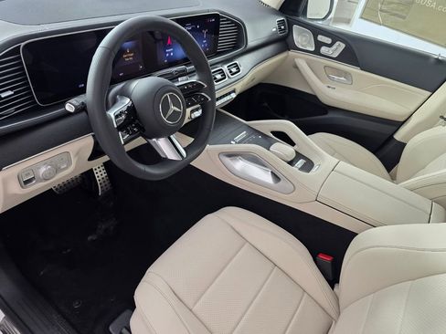 New 2026 Mercedes-Benz GLS 450 4MATIC image 6