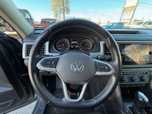 Used 2021 Volkswagen Atlas SE image 14