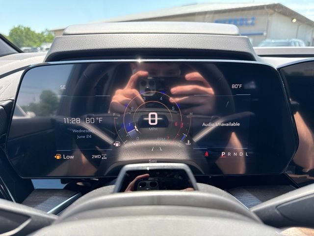 New 2026 Chevrolet Tahoe High Country AWD/4WD image 16