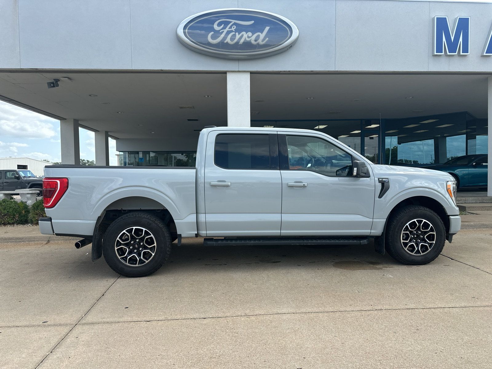 Used 2023 Ford F150 XLT w/ Equipment Group 302A High AWD/4WD image 13