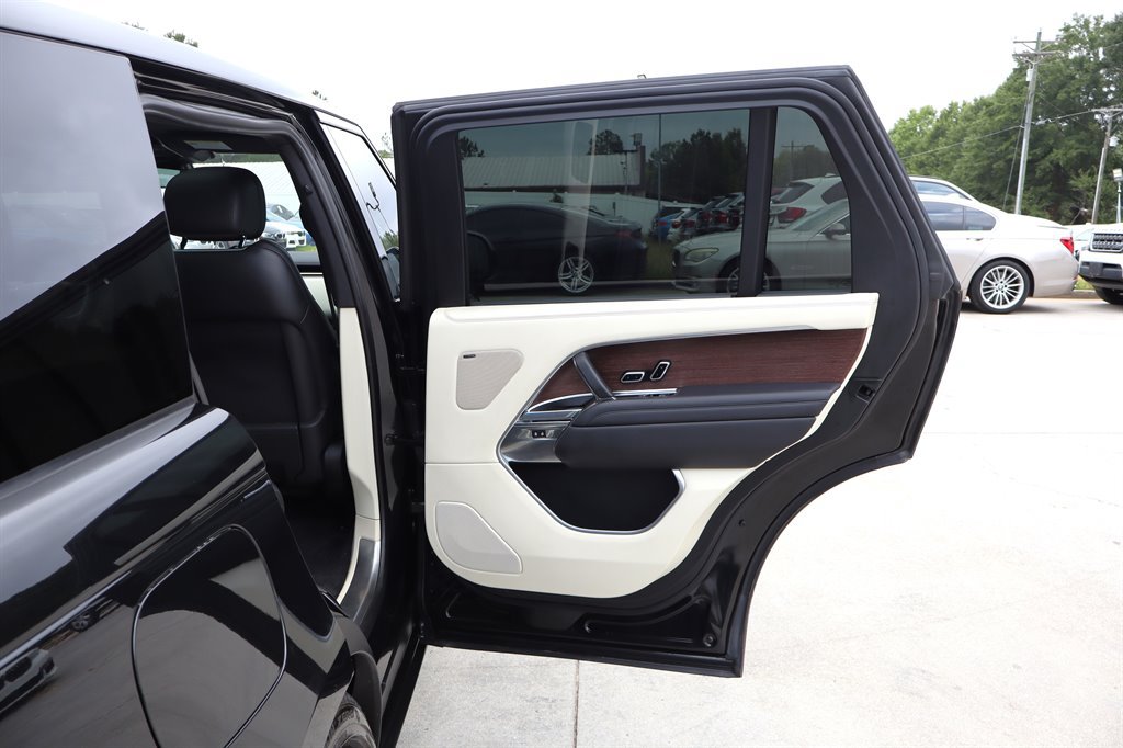 Used 2023 Land Rover Range Rover Long Wheelbase SE AWD/4WD image 71
