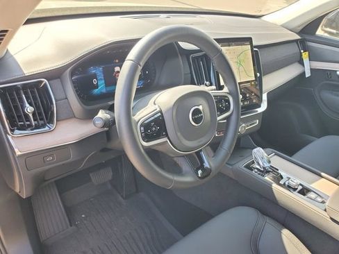 Certified 2026 Volvo XC90 B6 Plus w/ Protection Package Premier AWD/4WD image 17