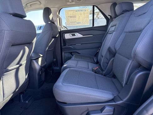 New 2026 Ford Explorer Active RWD image 24