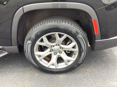 Used 2022 Jeep Wagoneer Series II image 8