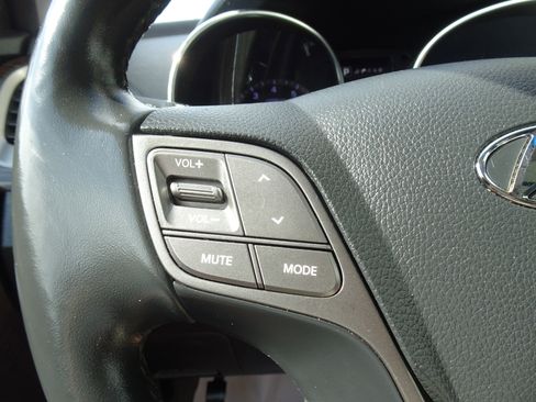 Used 2017 Hyundai Santa Fe Sport image 23