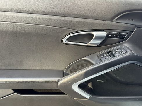 Used 2013 Porsche Boxster S image 12