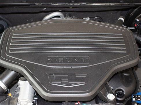 Used 2024 Cadillac XT6 Premium Luxury image 4