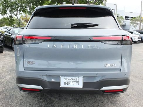 Used 2026 INFINITI QX60 Luxe w/ Cargo Package FWD image 12