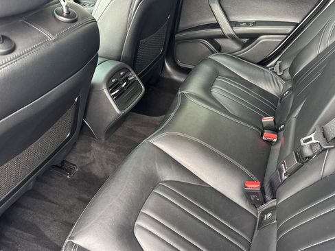 Used 2015 Maserati Ghibli image 13