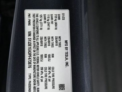 Used 2023 Tesla Model 3 Standard Range image 8