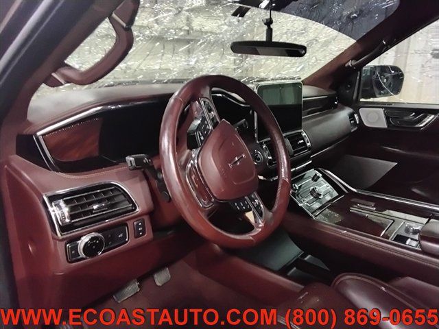 Used 2019 Lincoln Navigator Black Label w/ Cargo Package AWD/4WD image 11