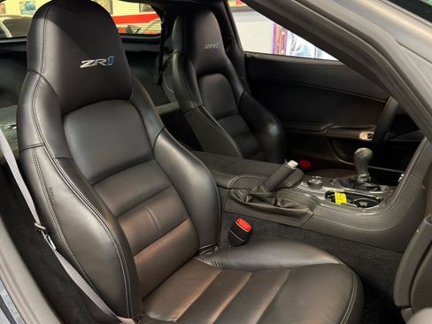 Used 2009 Chevrolet Corvette ZR1 w/ Preferred Equipment Group RWD image 20