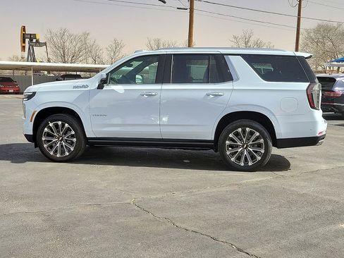 New 2026 Chevrolet Tahoe High Country image 2