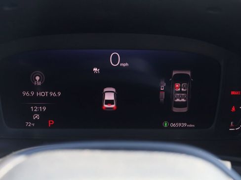 Used 2023 Honda Accord EX image 17