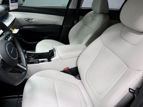 Certified 2025 Hyundai Tucson SEL image 24