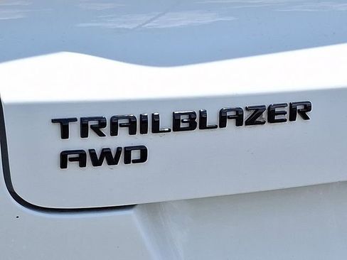 Certified 2023 Chevrolet TrailBlazer RS w/ Sun and Liftgate Package AWD/4WD image 29