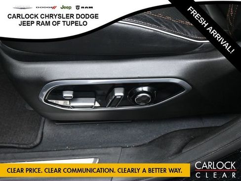 Used 2023 Jeep Grand Cherokee L Summit w/ Luxury Tech Group V image 16