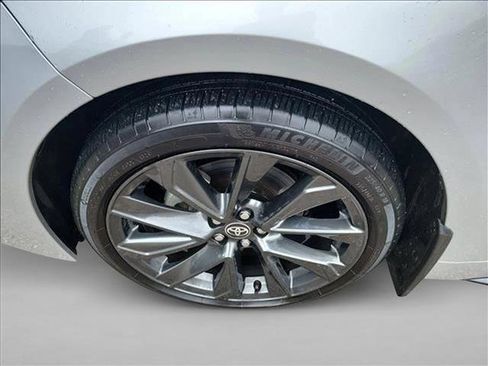 Used 2024 Toyota Corolla SE image 9