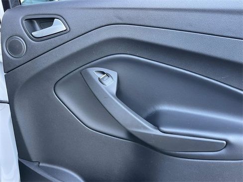 Used 2019 Ford Escape Titanium image 22