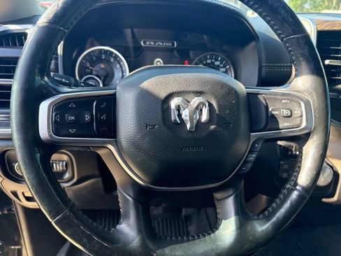 Used 2019 RAM 1500 Laramie AWD/4WD image 19